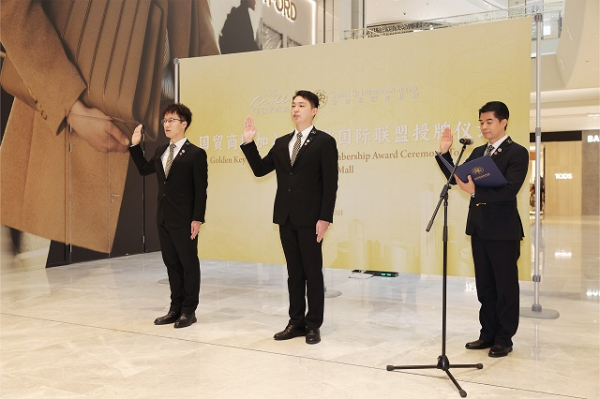 imagesOnWlhgzKpvyL imagesOnWlhgzKpvyL