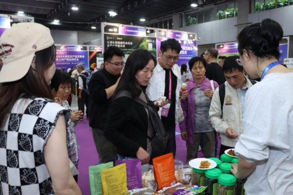 1765779726-5f01b70e5fc11f9